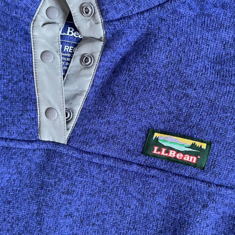 L.L. Bean Sweater ! - Picture 2 of 5